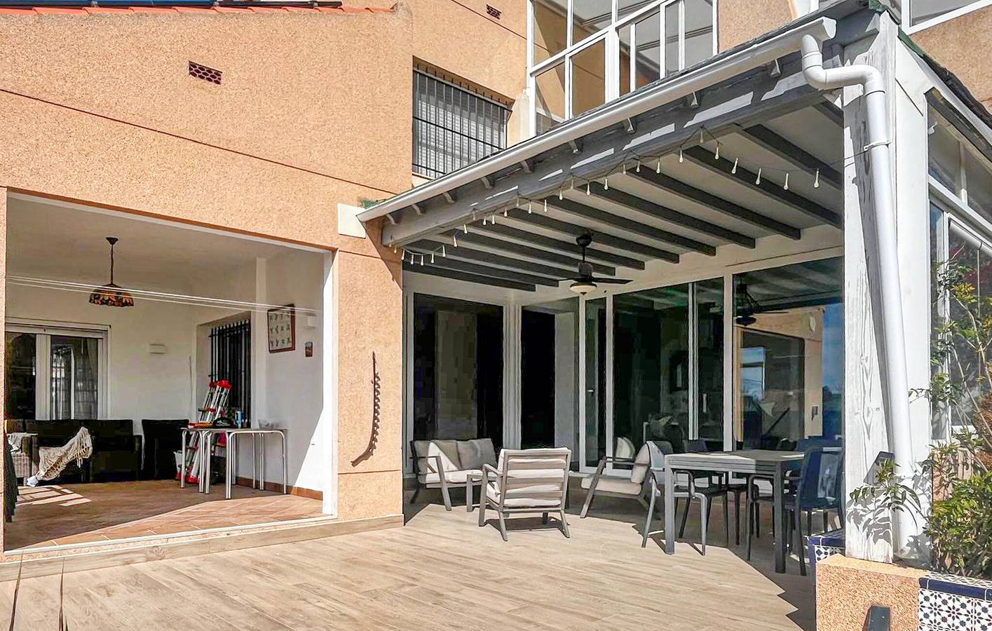 Apartamento moderno con piscina y garaje, a 1 km de la playa de Roquetas de Mar in Playa Serena (Roquetas de Mar), Roquetas de Mar