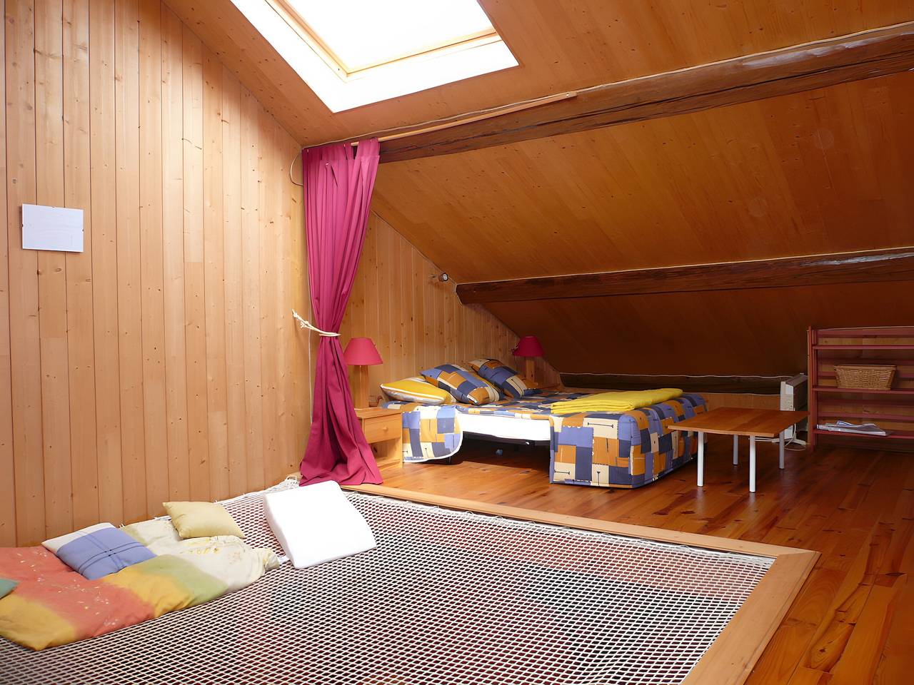 Gîte des bords d'Ornain: Casa rural renovada con jacuzzi y barca en el sur de Meuse in Demange-aux-Eaux, Región de Commercy