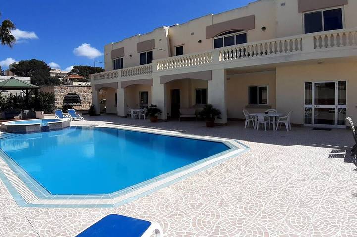 Villa para 5 pessoas, com piscina infantil e jardim e ainda piscina - 1