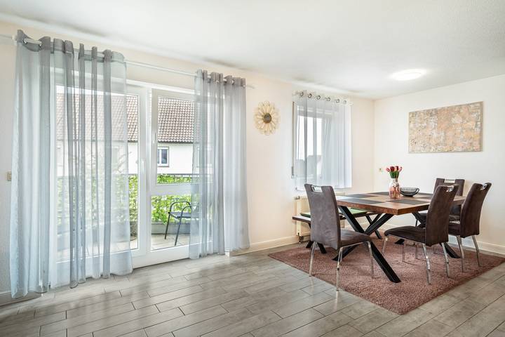 Ferienwohnung für 4 Personen, mit Balkon und Garten nahe des Ravensburger Spieleland - 2