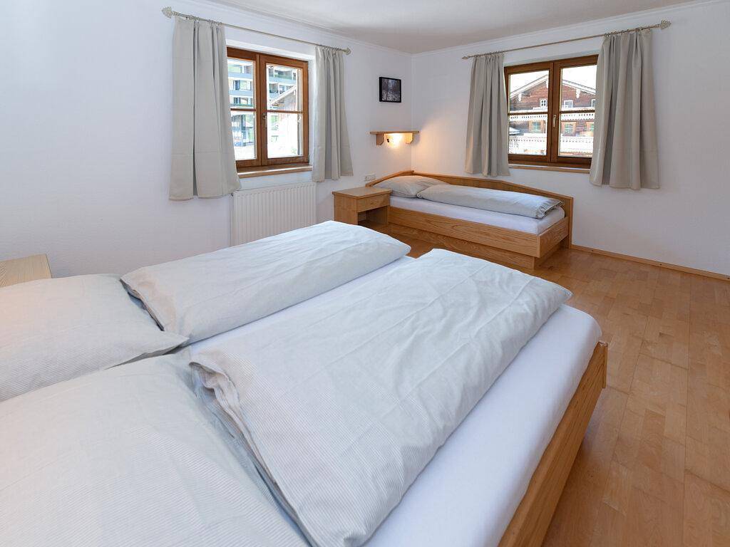 Ganze Ferienwohnung, Apartment/2 Schlafr/Du, Wc bis 5 Pers. in Tuxer Alpen, Hintertux