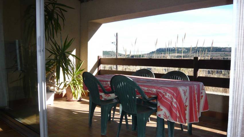 Gîte pour 4 personnes, avec terrasse à Roquefort-des-Corbières - 3