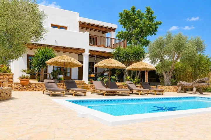 Chalet para 10 personas, con jardín además de vistas y piscina, Se admiten mascotas - 1