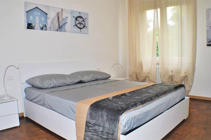 Ganze Wohnung, Gesamte Wohnung Casa Felice 9 Plätze Kostenloses Parken und kostenloses WLAN inklusive in Mestre, Venedig