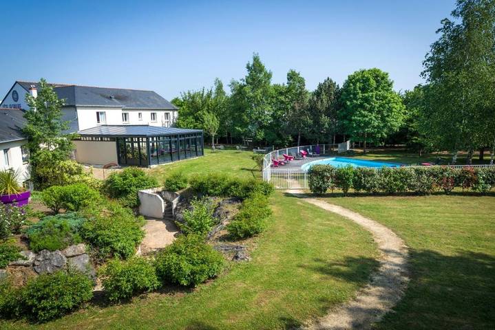 Hôtel pour 2 personnes, avec jardin et piscine, animaux acceptés - 1