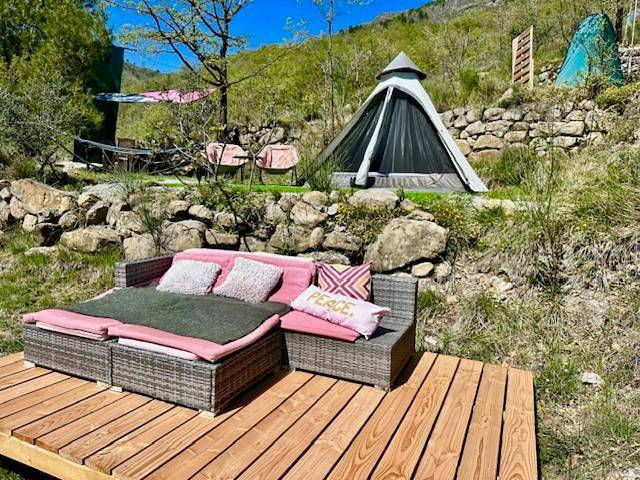 Gîte pour 2 personnes, avec jardin et vue à Lucéram - 2