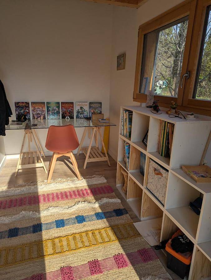 Location de vacances pour 8 personnes, avec jardin et vue à Ailhon - 3