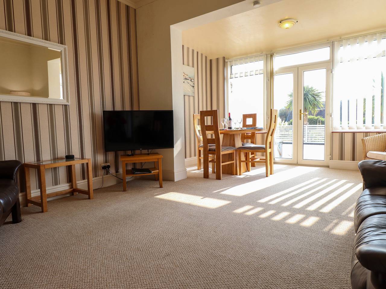 Entire apartment, Seaward in Rhos on Sea, Conwy region