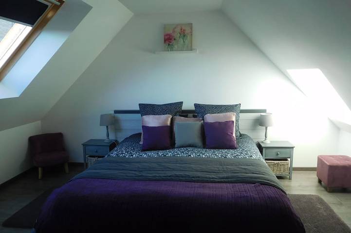 Gîte pour 4 personnes, avec Terrasse ainsi que Jardin et Piscine à Plonéour-Lanvern - 2