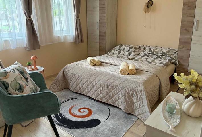 Apartament wakacyjny dla 4 osób, z Taras i Ogród oraz Widok w Hajdúszoboszló