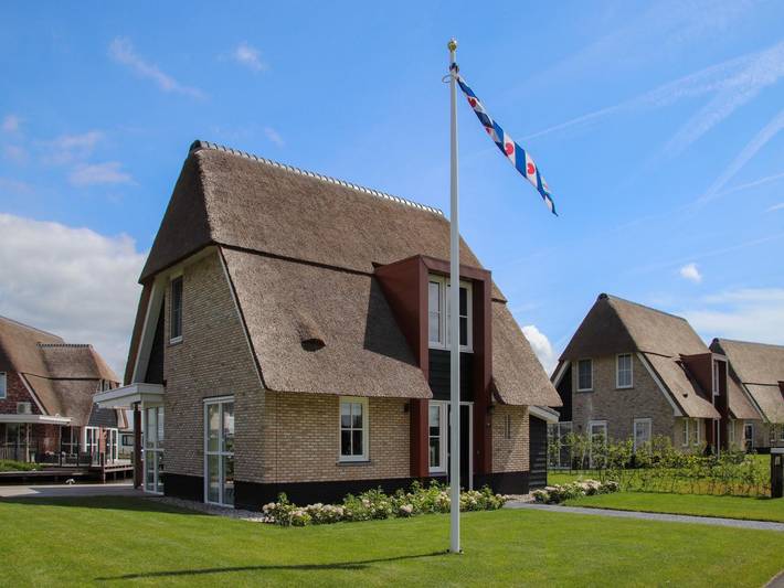 Villa für 8 Personen, mit Terrasse und Garten sowie Sauna - 1