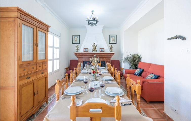 Poolside Retreat mit A/C und Parkplatz in Huelva, Costa de la Luz
