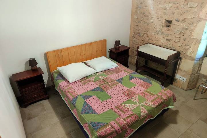 Location de vacances pour 4 personnes, avec jardin et terrasse à Nojals-et-Clotte - 4