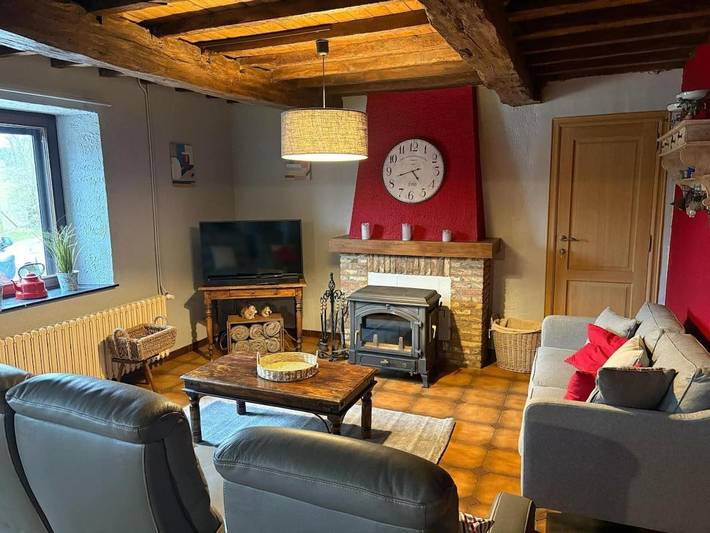 Location de vacances pour 7 personnes, avec jardin et terrasse à Couvin - 4