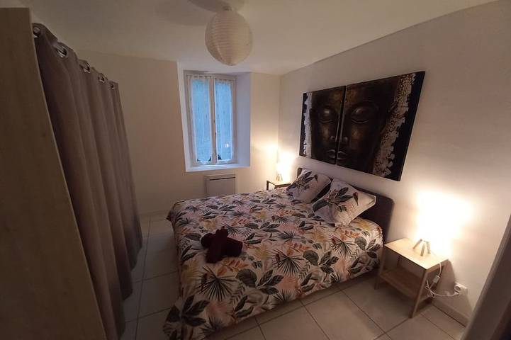 Location de vacances pour 8 personnes, avec jardin et balcon à Riols - 2