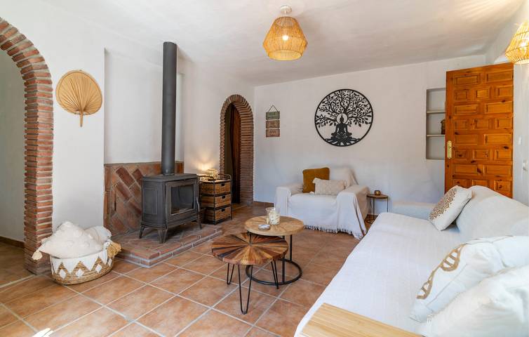 Gemütliches Apartment mit Pool & WiFi, nahe Alhaurín - Parkplatz, AC & Grill in Alhaurín el Grande, Cordillera Penibética