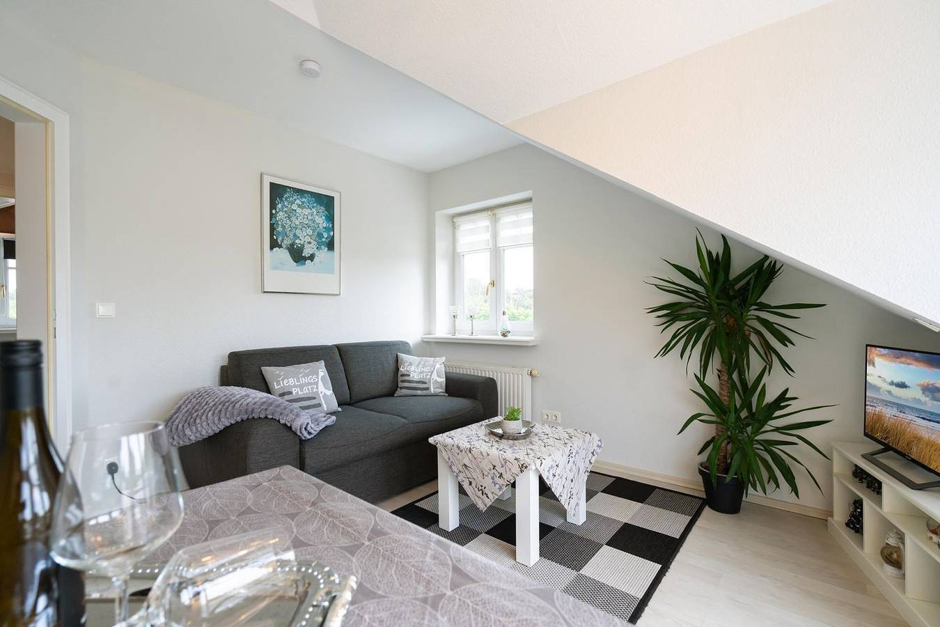 Ganze Wohnung, Gemütliche 2-Zimmer Wohnung mit Balkon, Wlan, 1 Haustier erlaubt. in Westerland, Sylt (Gemeinde)