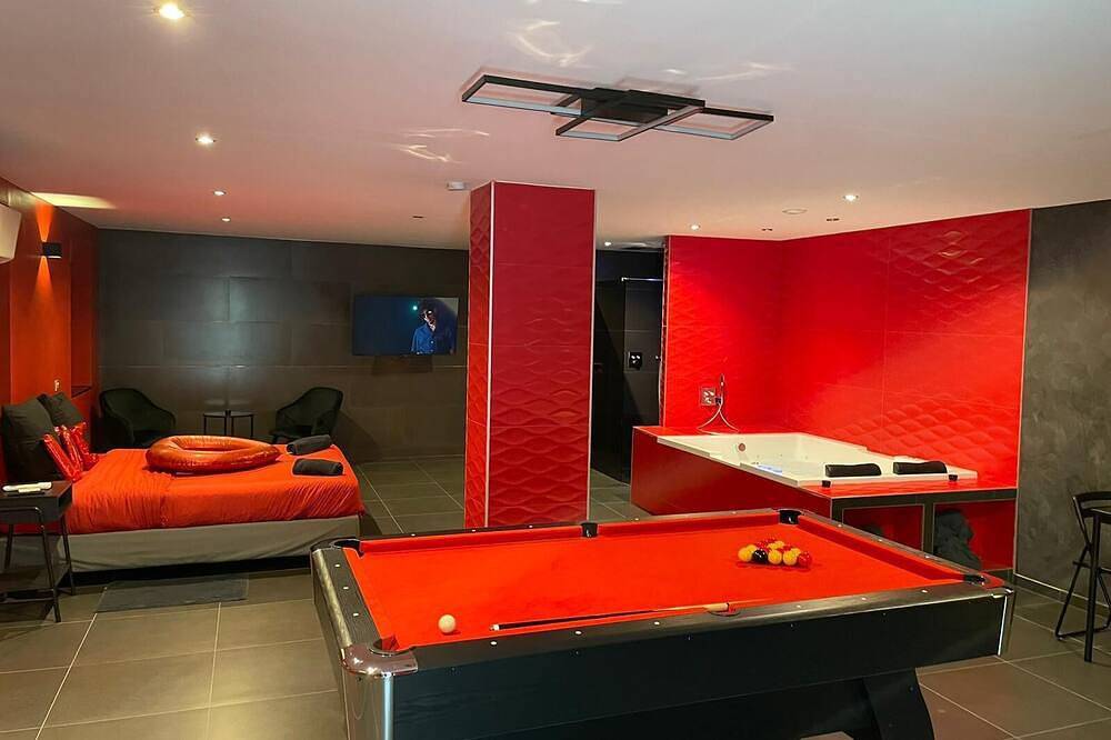 Apartamento entero, Loft 55 m2 Jacuzzi Billard Terrasse 15 min Hyper Centre Strasbourg in Hœnheim, Región de Estrasburgo