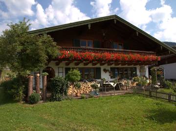 Pension pour 2 personnes, avec balcon et jardin à Inzell