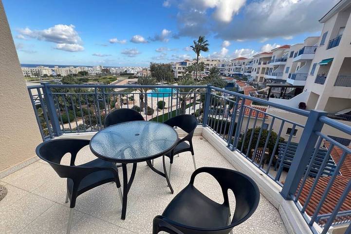 Ferienwohnung für 2 Personen, mit Balkon und Pool in Paphos