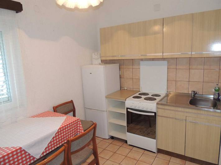 Ferienwohnung für 4 Personen, mit Terrasse in Malinska - 3