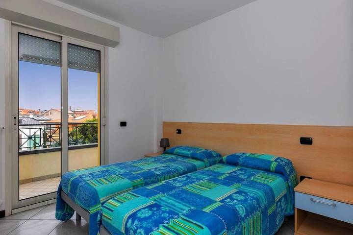 Gîte pour 8 personnes, avec vue et balcon dans Bellaria-Igea Marina - 3