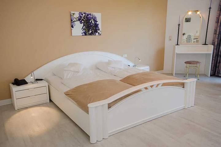 Ferienhaus für 2 Personen, mit Terrasse und Sauna sowie Garten in Leer - 2