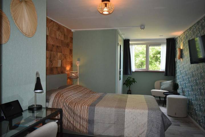 Hotel, mit Terrasse und Garten in Oosterend - 3