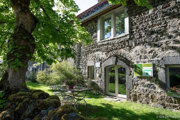 Gîte pour 14 Personnes dans Ceyssat, Région de Clermont-Ferrand, Photo 2