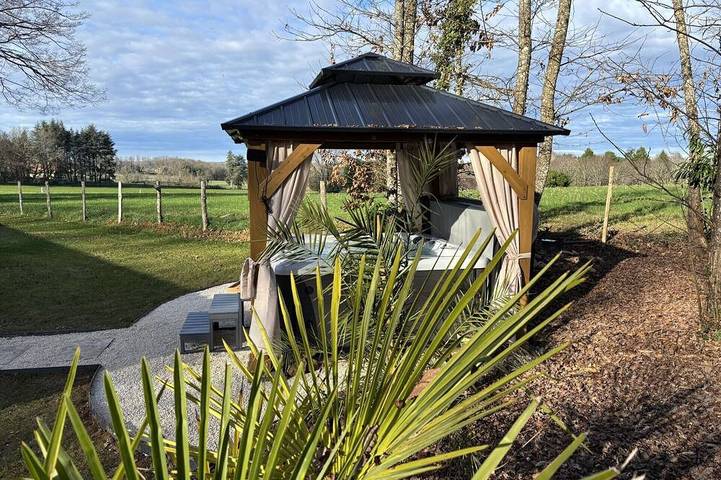 Location de vacances pour 4 personnes à Pressignac-Vicq