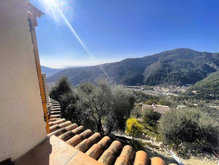 Location de vacances pour 6 personnes, avec vue et jardin à Drap - 3