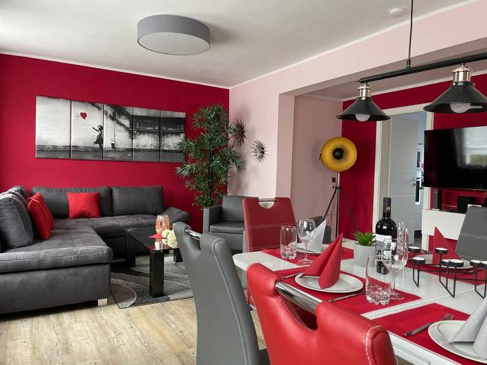 Ferienhaus für 8 Personen, mit Terrasse und Garten sowie Sauna