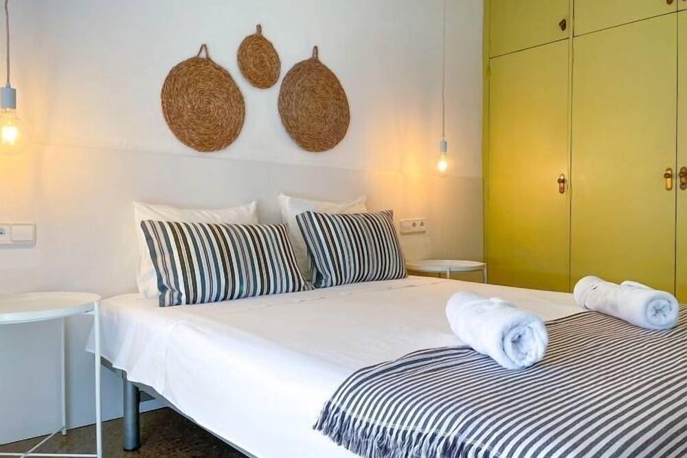 Appartement entier, Beach Front Apartment with Sea Views in Vilanova i la Geltrú, Garraf