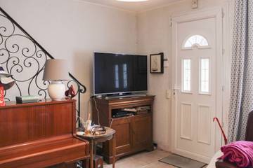 Maison De Vacances pour 6 Personnes dans Saint-Denis, Seine-Saint-Denis, Photo 3