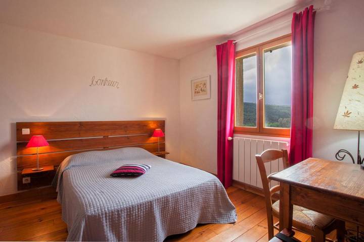 Chambre d’hôte pour 2 personnes, avec jardin ainsi que piscine et terrasse, animaux acceptés dans Haute-Corse - 4