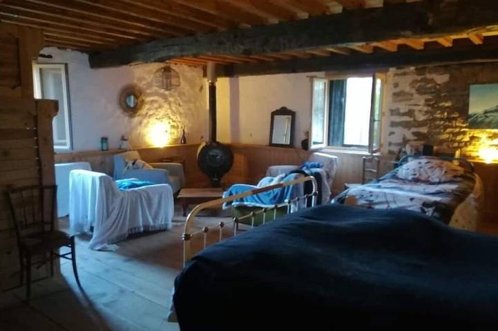 Location de vacances pour 3 personnes, animaux acceptés à Aucun - 2