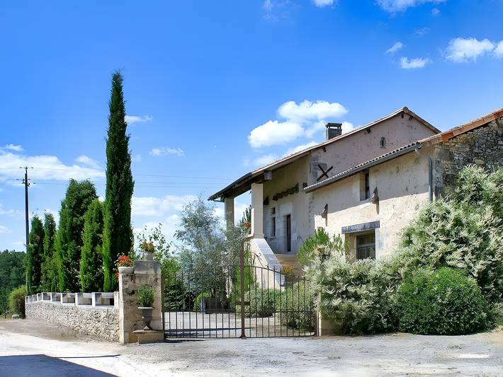 Feriehus for 8 personer, med hage i Dordogne