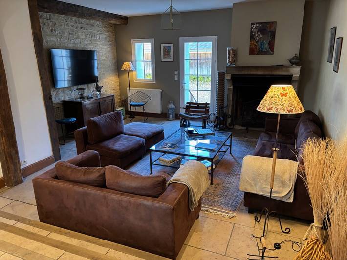 Gîte pour 13 personnes, avec piscine ainsi que jardin et terrasse à Pommard - 3