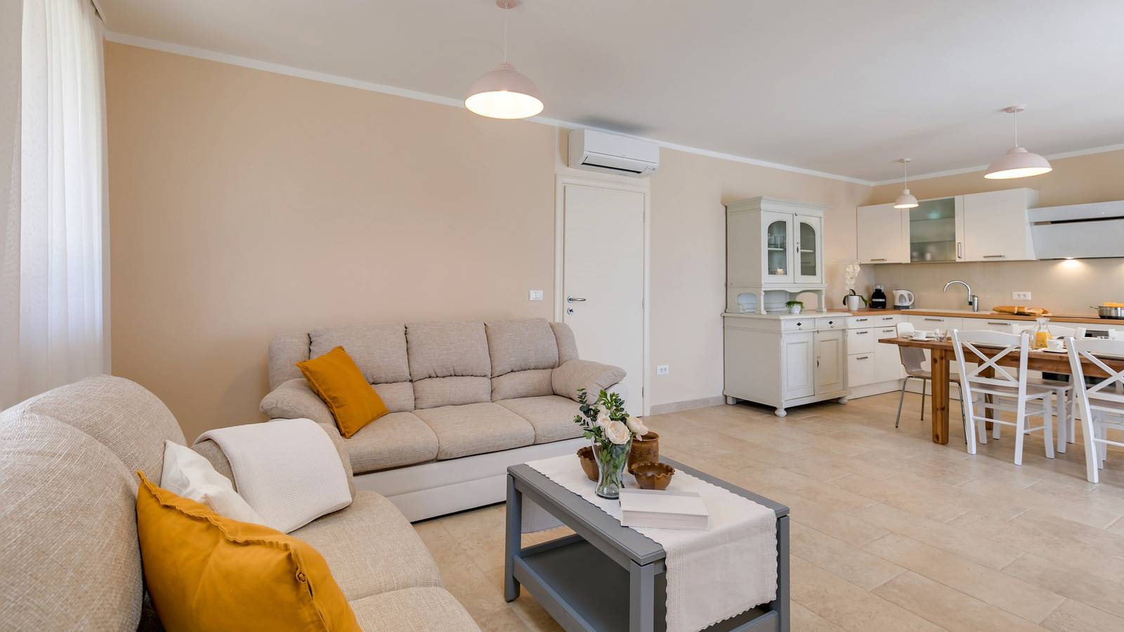 Villa Angelina by Villas Guide in Novigrad, Dajla
