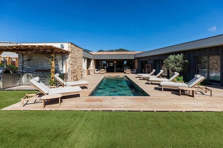 Maison de vacances pour 12 personnes, avec jardin à Lecci