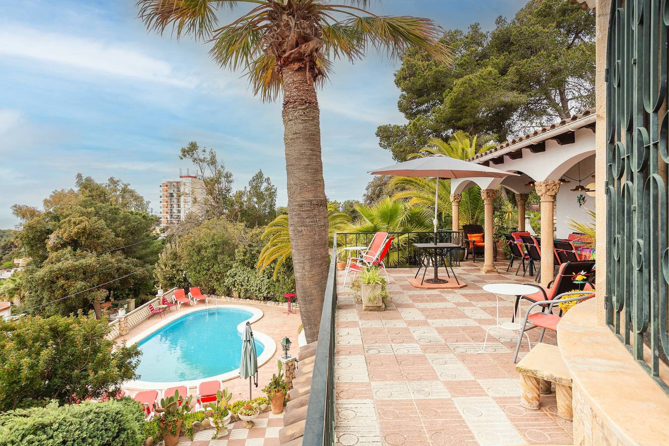 Vakantiehuis 'Vista Al Mar' met zeezicht, Wi-Fi en airconditioning in Canyelles, Tossa de Mar