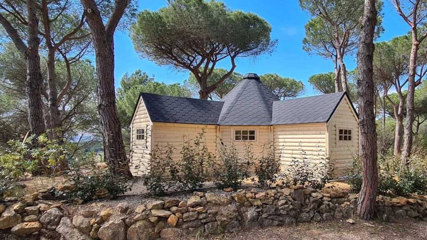 Chalet 3 étoiles - Piscine  - ccbahf0 in Bizanet, Côte d'Améthyste