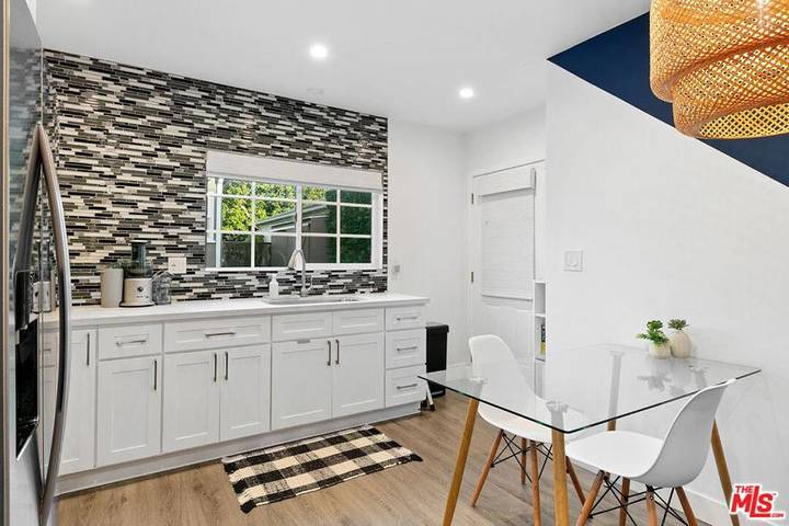 Maison d’hôte pour 2 personnes, avec jardin ainsi que jacuzzi et piscine à Los Angeles - 4