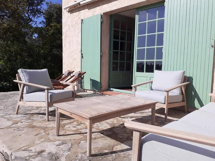 Location de vacances pour 8 personnes, avec terrasse et vue dans Plage de La Fossette - 3