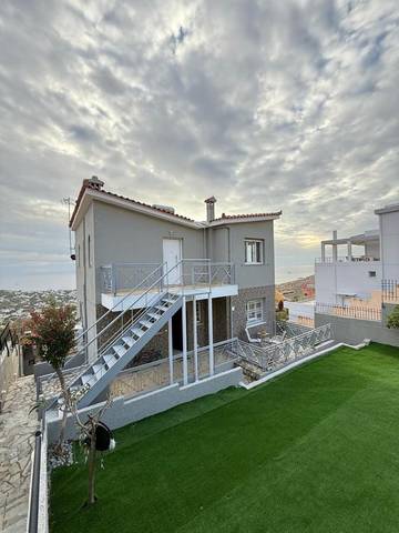 Gîte pour 3 personnes, avec vue et jardin, animaux acceptés dans Saronida
