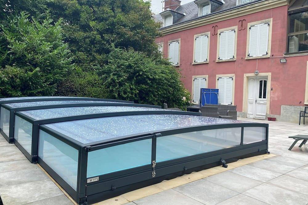 House at the Outskirts of Etretat - Heated, covered pool, open year-round in Criquetot-l'Esneval, Le Havre und Umgebung