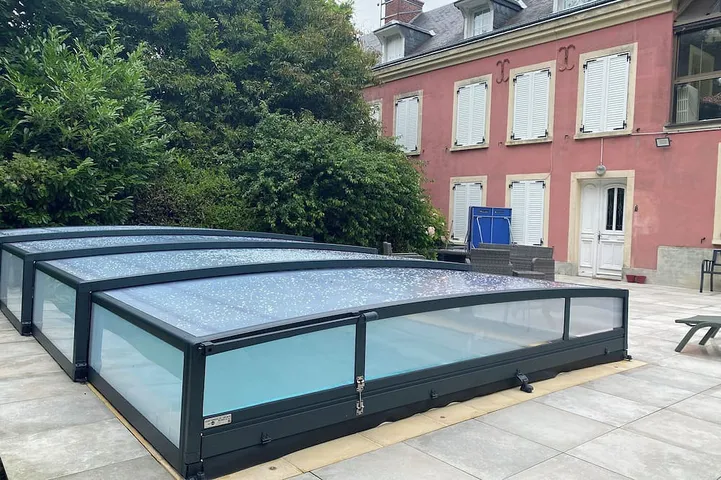 Ferienhaus für 20 Personen, mit Terrasse und Garten - 1