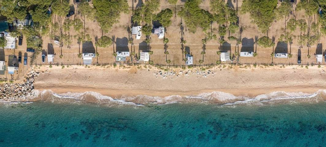 Camping pour 5 personnes, avec jardin ainsi que vue et piscine, adapté aux familles à Blanes - 3