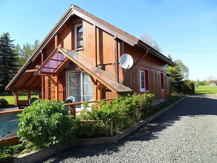 Ferienhaus für 4 Personen, mit Terrasse und Garten
