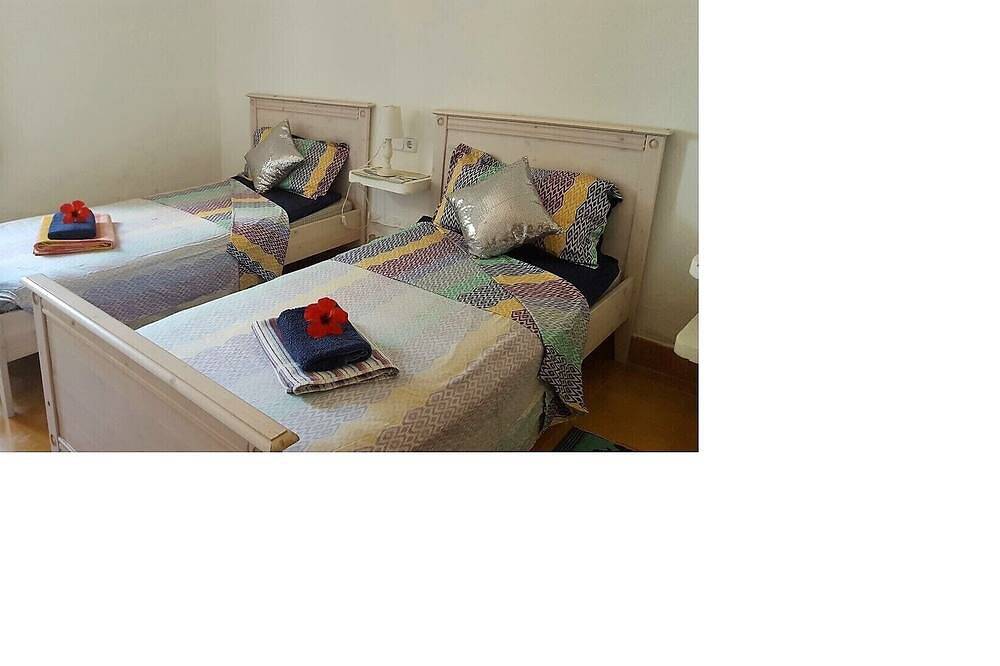 Character house, great sea views.... the sea at your feet. in Cala Barca, Santanyí